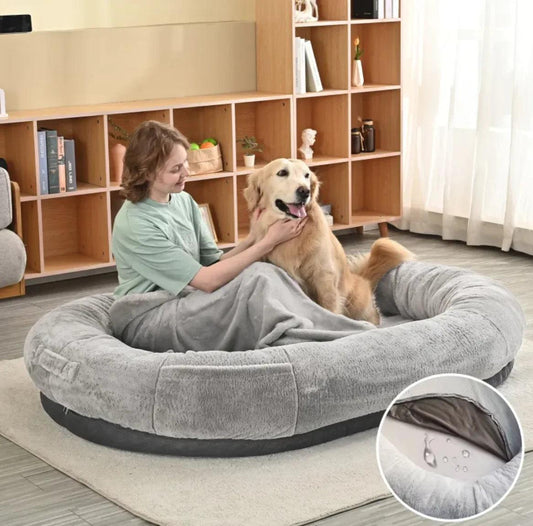 Übergroßes hellgraues Mensch-Hund-Bett - PetFitWorld